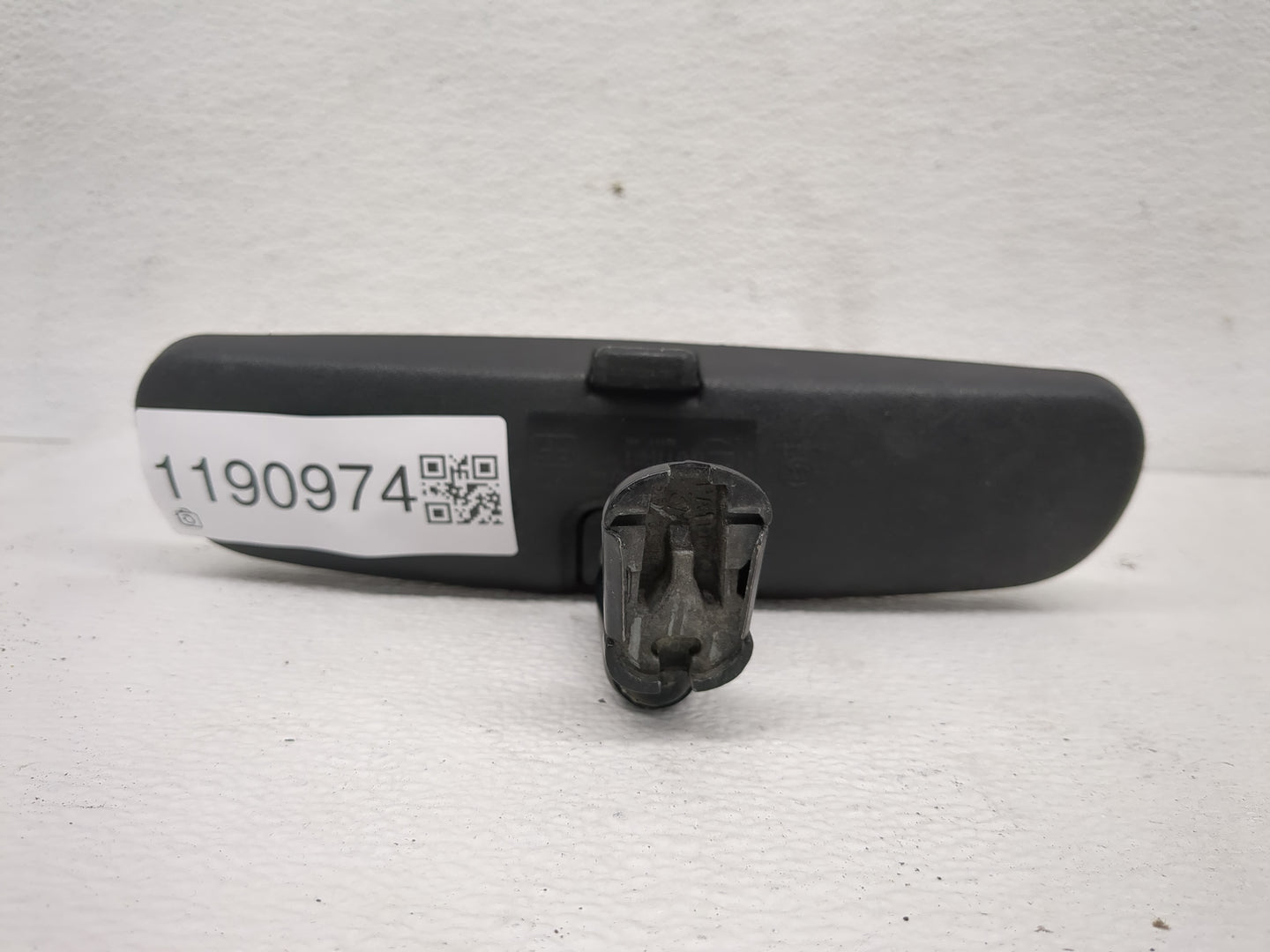2010-2018 Ford Focus Interior Rear View Mirror Replacement OEM P/N:E8011681 Fits OEM Used Auto Parts - Oemusedautoparts1.com
