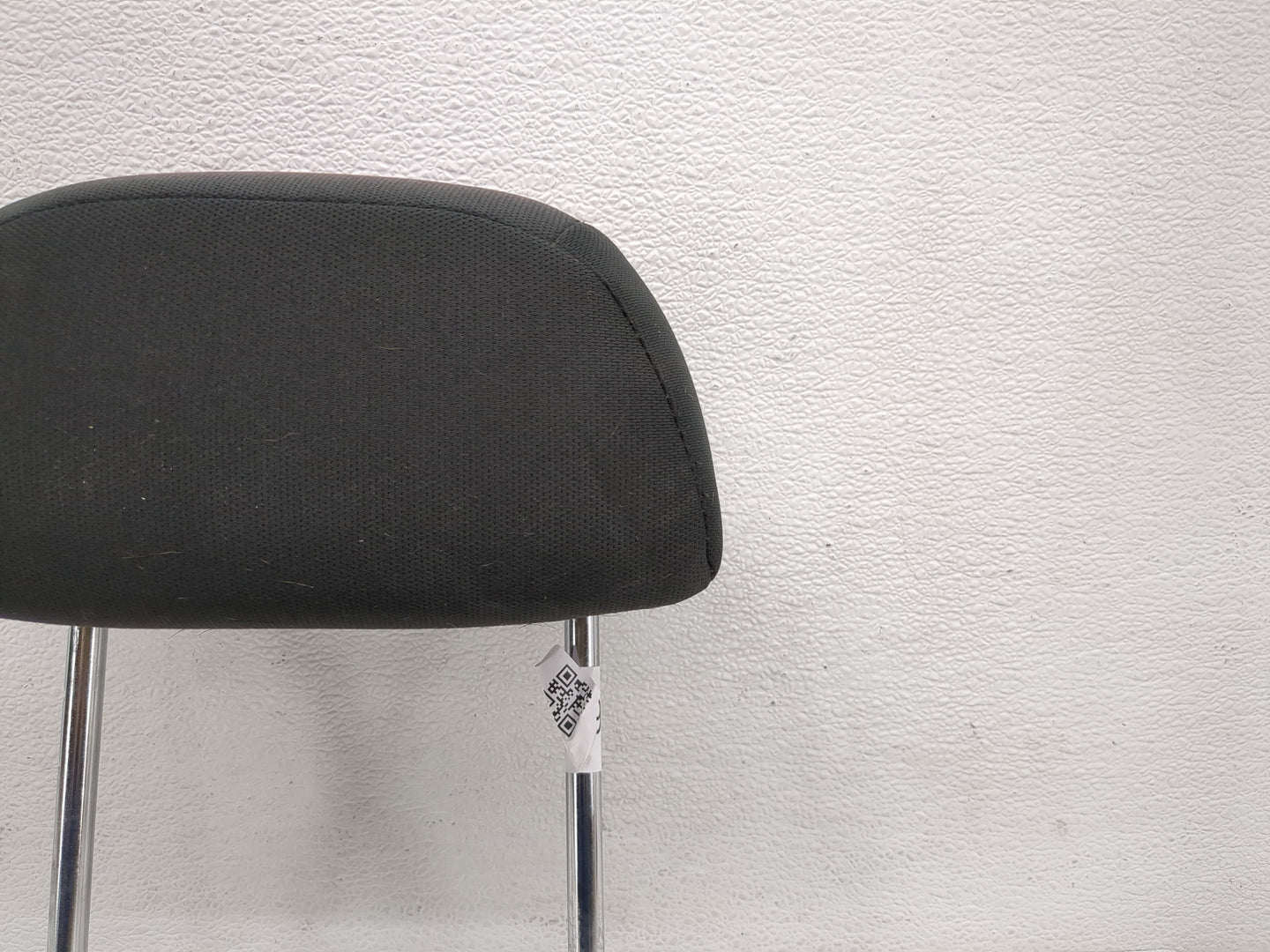 2008-2010 Ford Focus Headrest Head Rest Rear Seat Fits Fits 2008 2009 2010 OEM Used Auto Parts - Oemusedautoparts1.com