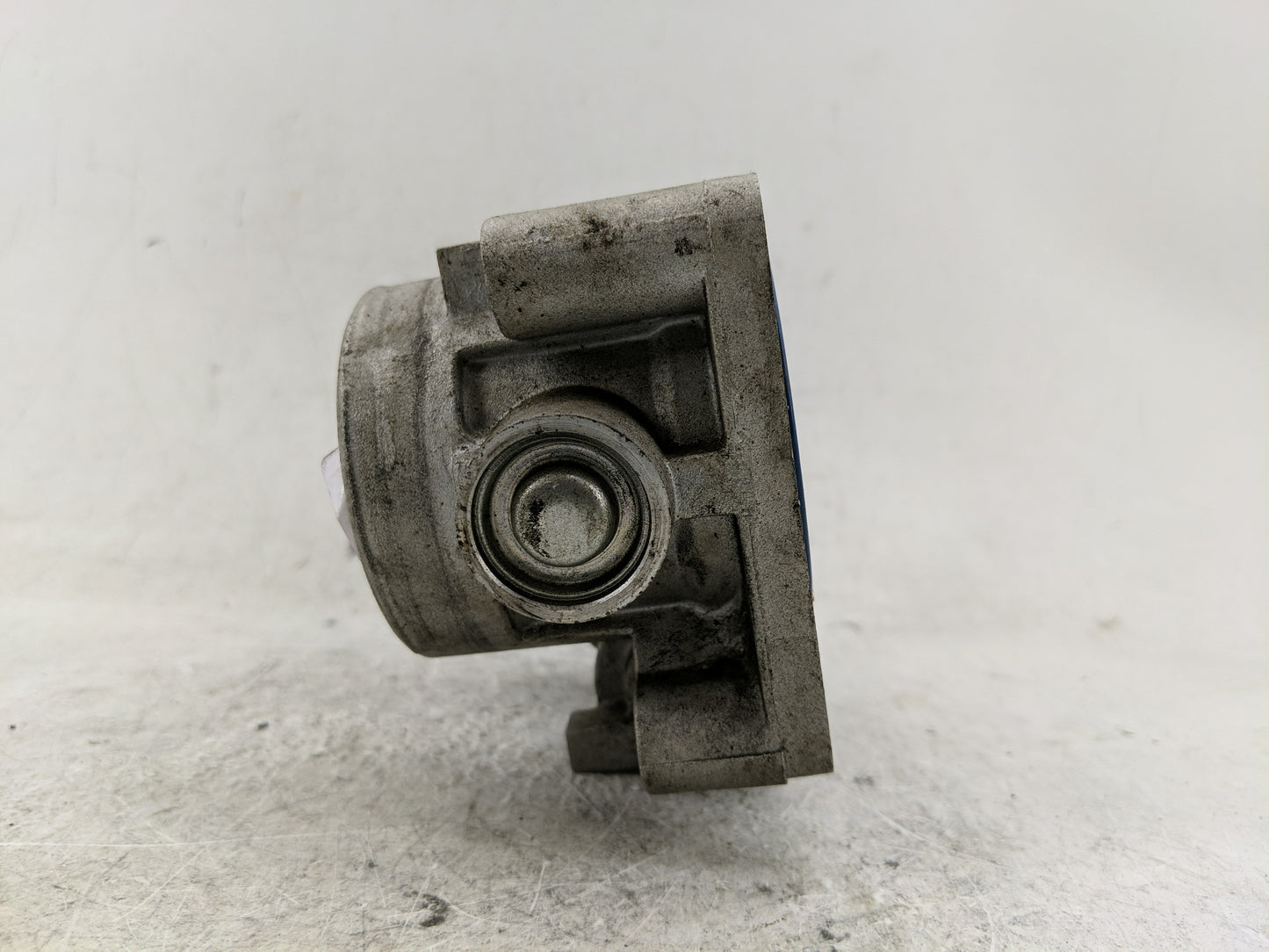 2008-2011 Ford Focus Throttle Body P/N:09244 2001289 Fits Fits 2008 2009 2010 2011 2012 2013 OEM Used Auto Parts - Oemusedau