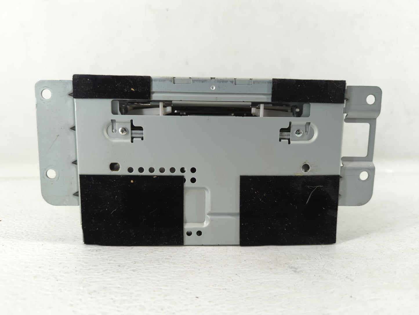 2010-2011 Ford Focus Radio AM FM Cd Player Receiver Replacement P/N:AS4T-18D822-AA Fits Fits 2010 2011 OEM Used Auto Parts -