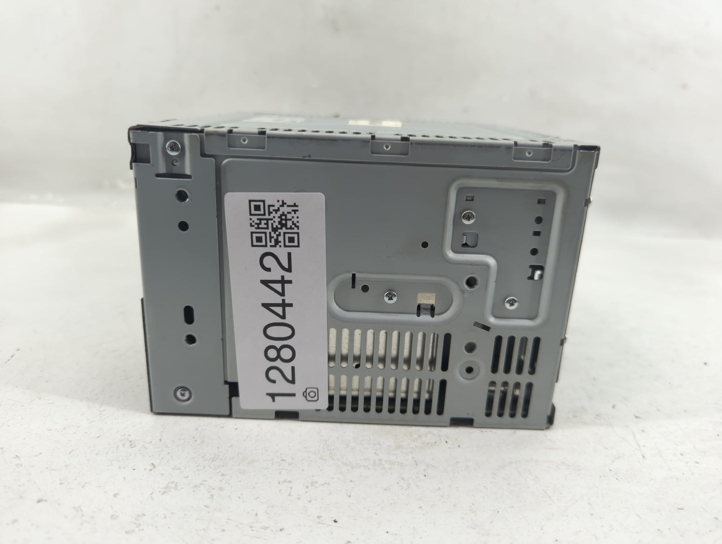 2010-2011 Ford Focus Radio AM FM Cd Player Receiver Replacement P/N:9S4T18C869BJ Fits Fits 2010 2011 OEM Used Auto Parts - O