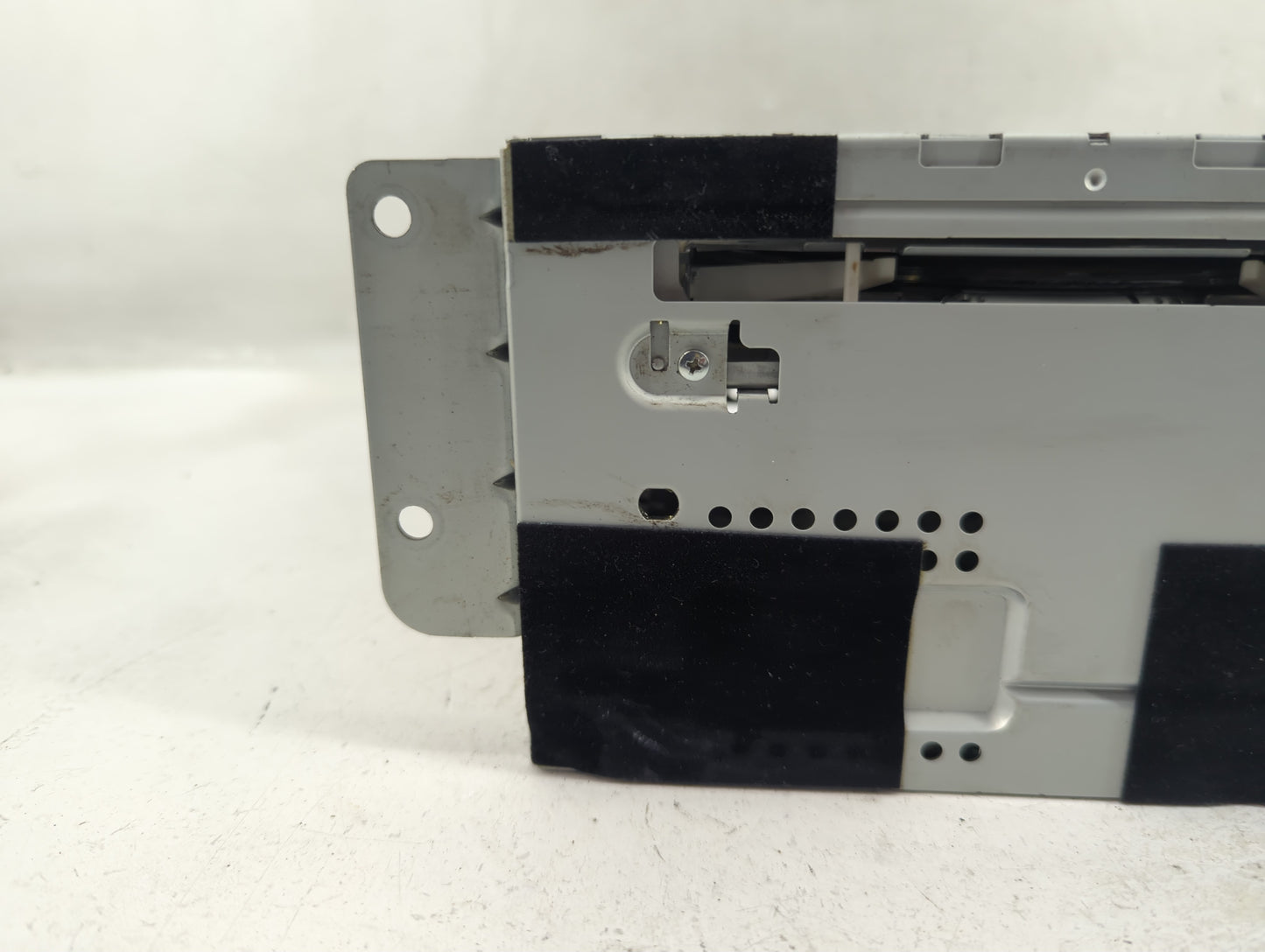 2010-2011 Ford Focus Radio AM FM Cd Player Receiver Replacement P/N:9S4T18C869BJ Fits Fits 2010 2011 OEM Used Auto Parts - O
