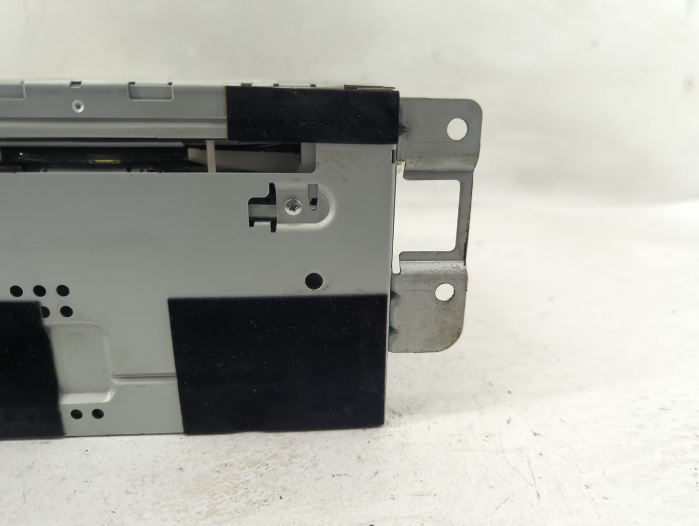 2010-2011 Ford Focus Radio AM FM Cd Player Receiver Replacement P/N:9S4T18C869BJ Fits Fits 2010 2011 OEM Used Auto Parts - O
