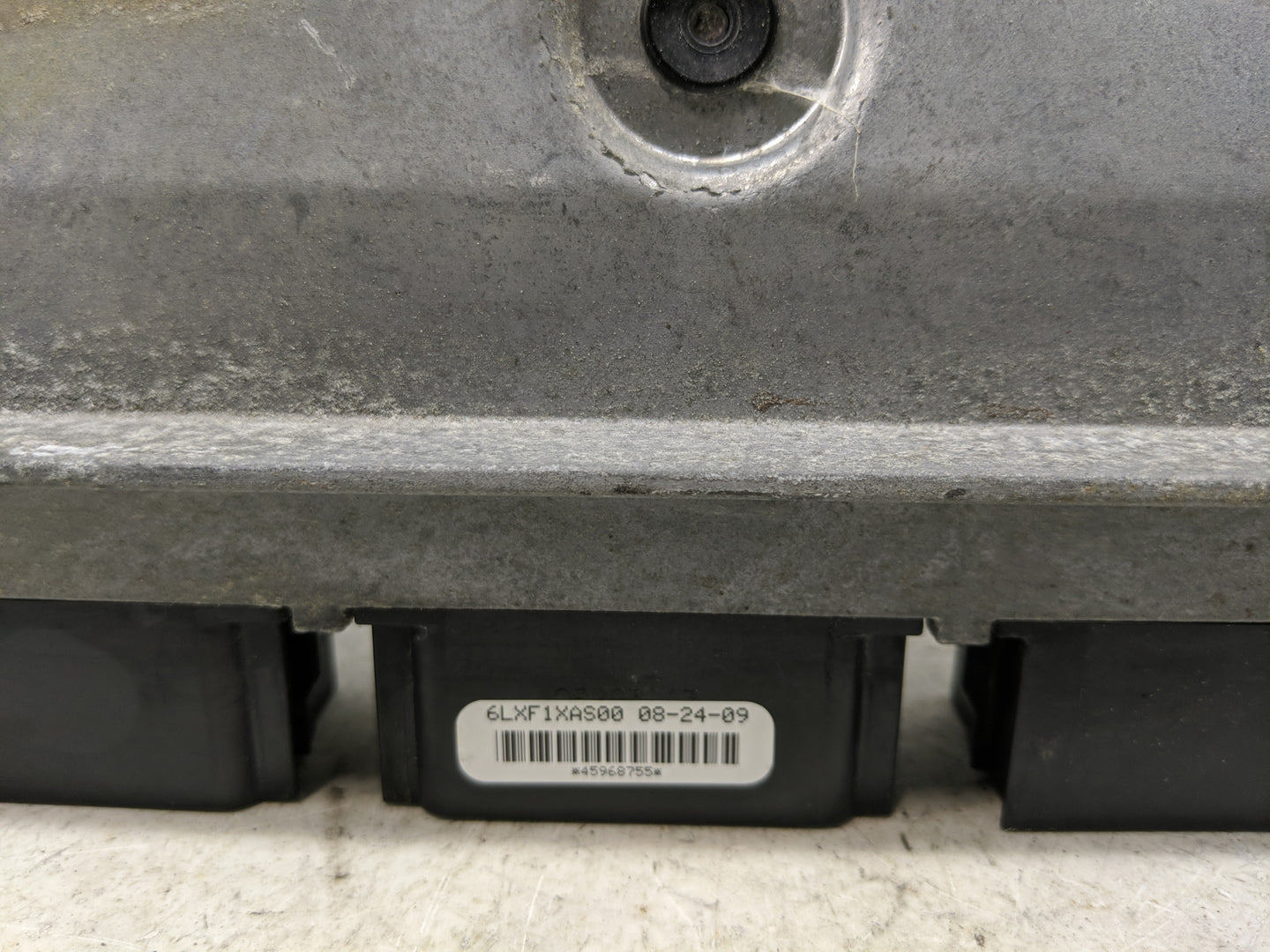 2008-2011 Ford Focus PCM Engine Control Computer ECU ECM PCU OEM P/N:6LXF1XAS00 Fits Fits 2008 2009 2010 2011 OEM Used Auto 
