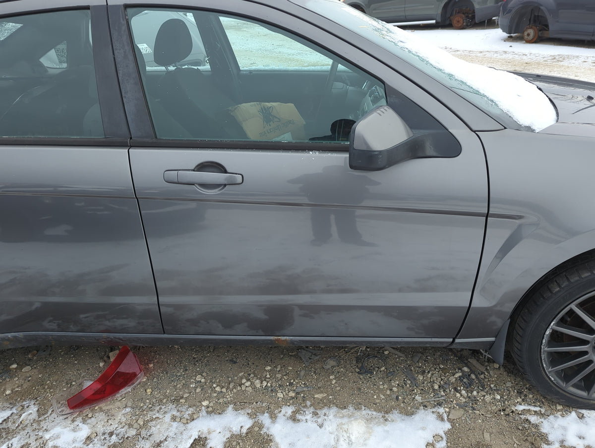 2008-2011 Ford Focus Passenger Front Door Oem 1311856 - Oemusedautoparts1.com