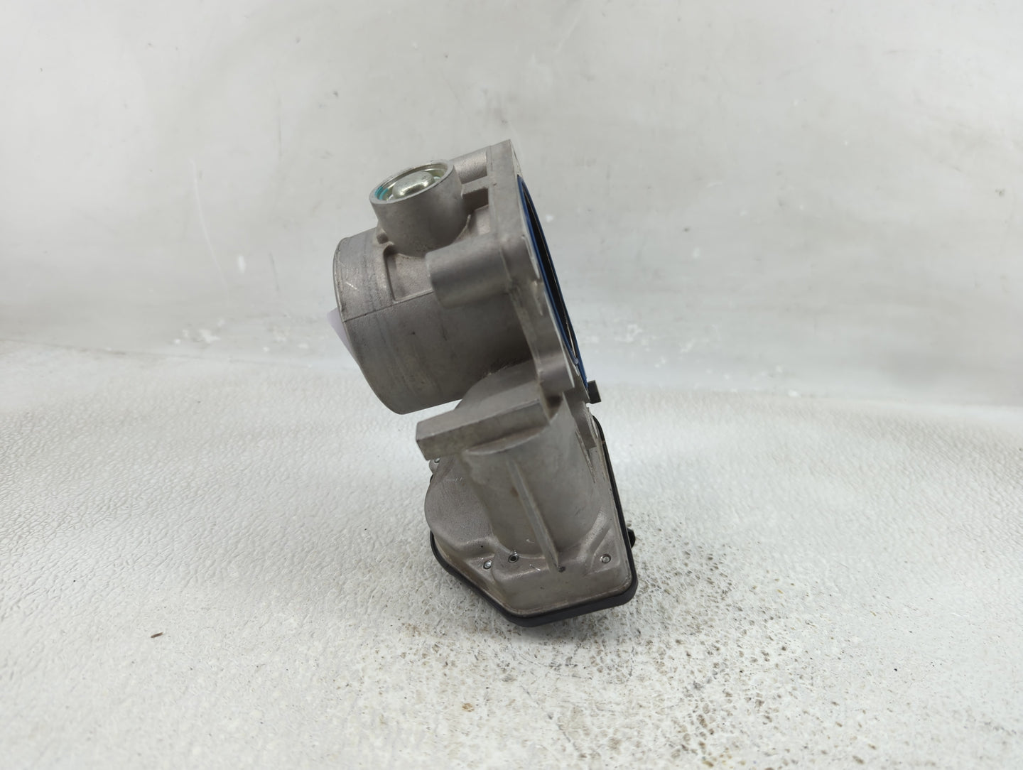 2008-2011 Ford Focus Throttle Body P/N:8S4E-BA Fits Fits 2008 2009 2010 2011 2012 2013 OEM Used Auto Parts - Oemusedautopart