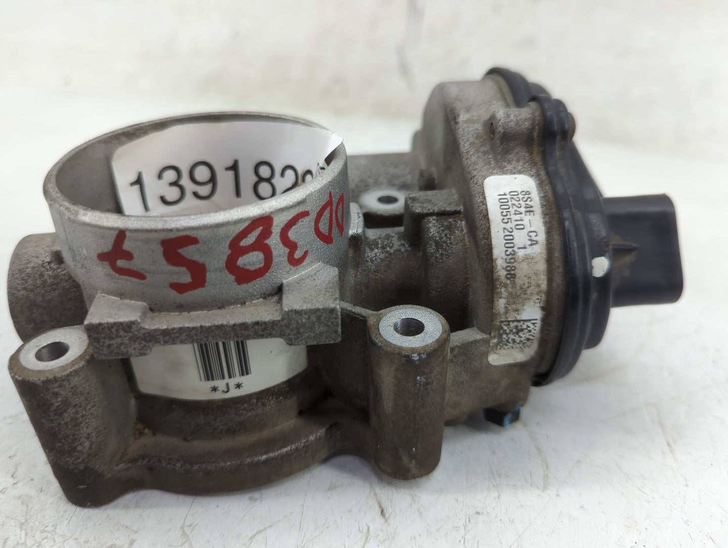 2008-2011 Ford Focus Throttle Body P/N:9T4E-9E928-BA Fits Fits 2008 2009 2010 2011 2012 2013 OEM Used Auto Parts - Oemusedau
