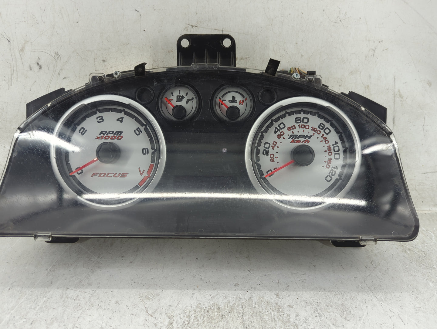 2010-2011 Ford Focus Instrument Cluster Speedometer Gauges P/N:8S4T-10890-C Fits Fits 2010 2011 OEM Used Auto Parts - Oemuse