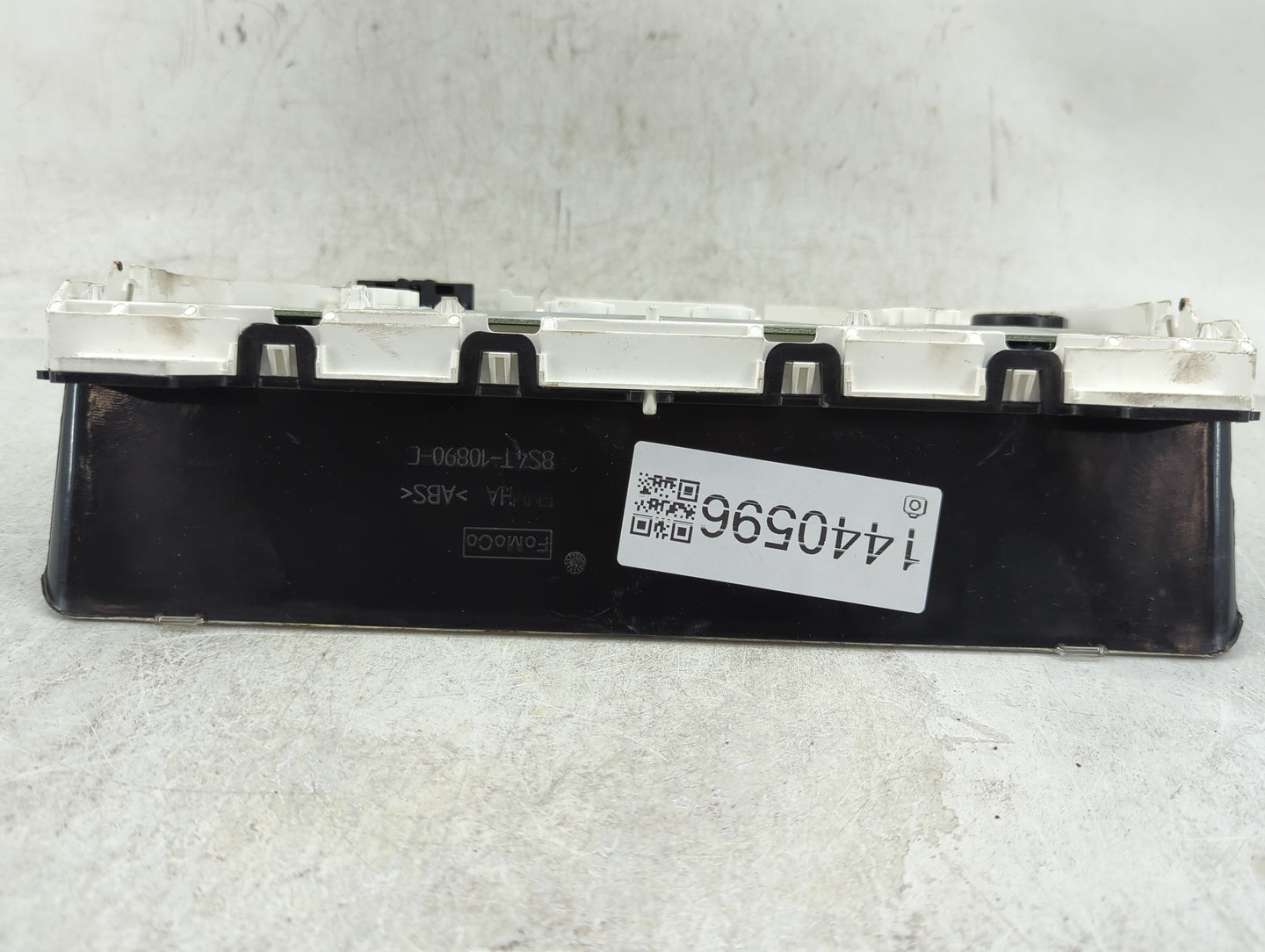 2010-2011 Ford Focus Instrument Cluster Speedometer Gauges P/N:8S4T-10890-C Fits Fits 2010 2011 OEM Used Auto Parts - Oemuse