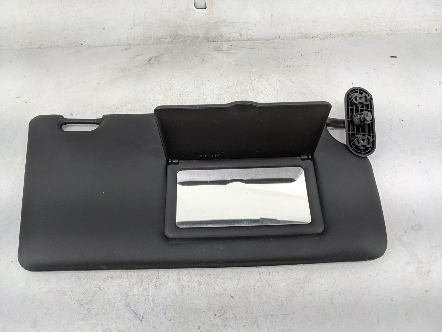 2008-2011 Ford Focus Sun Visor Shade Replacement Passenger Right Mirror Fits Fits 2008 2009 2010 2011 OEM Used Auto Parts - 