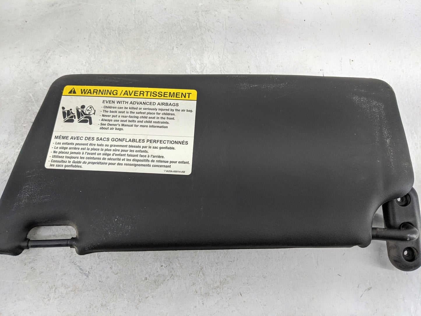 2008-2011 Ford Focus Sun Visor Shade Replacement Passenger Right Mirror Fits Fits 2008 2009 2010 2011 OEM Used Auto Parts - 