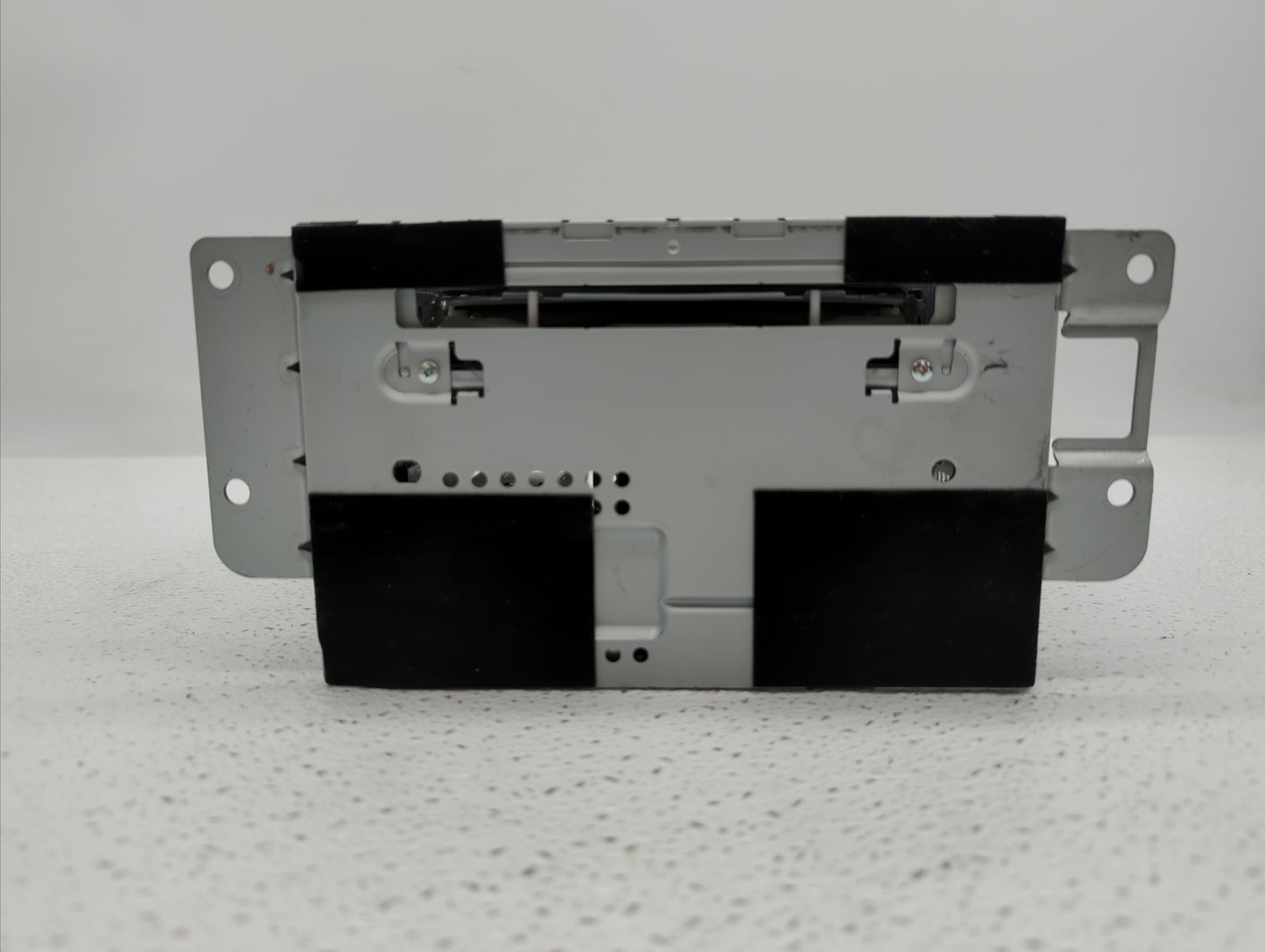 2010-2011 Ford Focus Radio AM FM Cd Player Receiver Replacement P/N:9S4T-18C869-BK Fits Fits 2010 2011 OEM Used Auto Parts -