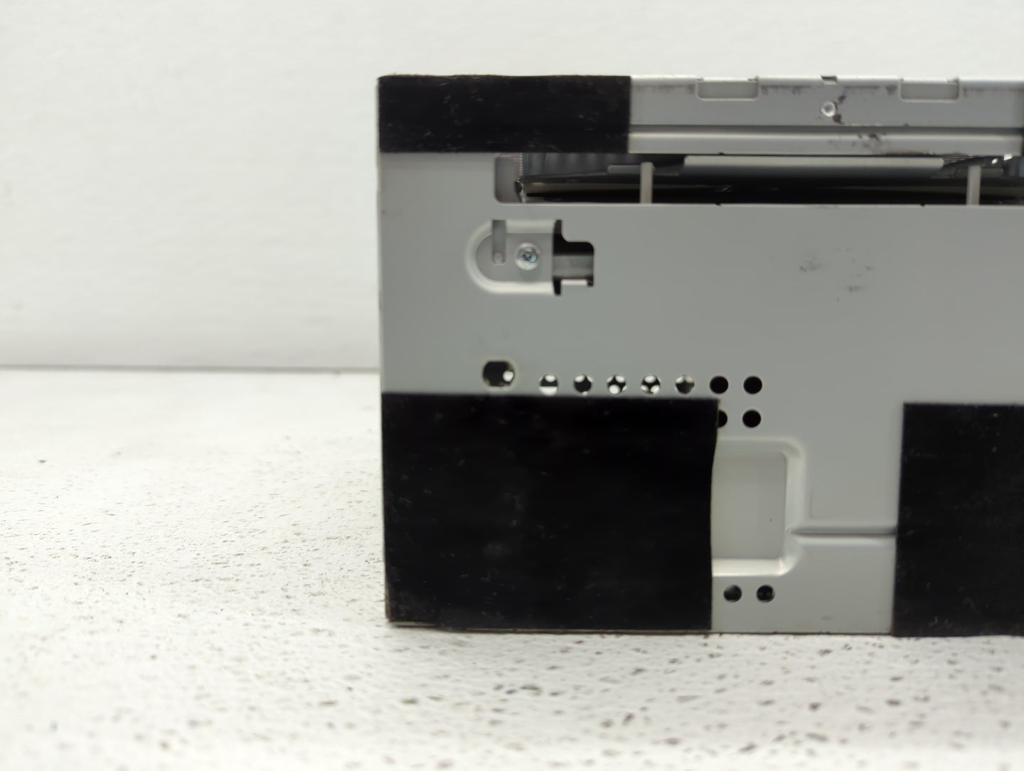 2010-2011 Ford Focus Radio AM FM Cd Player Receiver Replacement P/N:AS4T-18D822-AA 9S4T-19C869-BJ Fits Fits 2010 2011 OEM Us