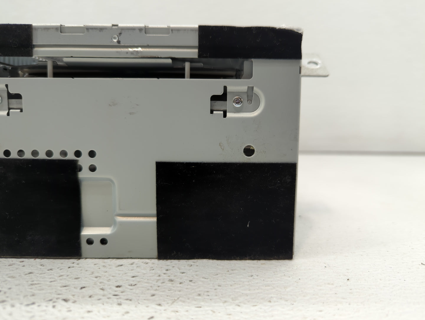 2010-2011 Ford Focus Radio AM FM Cd Player Receiver Replacement P/N:AS4T-18D822-AA 9S4T-19C869-BJ Fits Fits 2010 2011 OEM Us