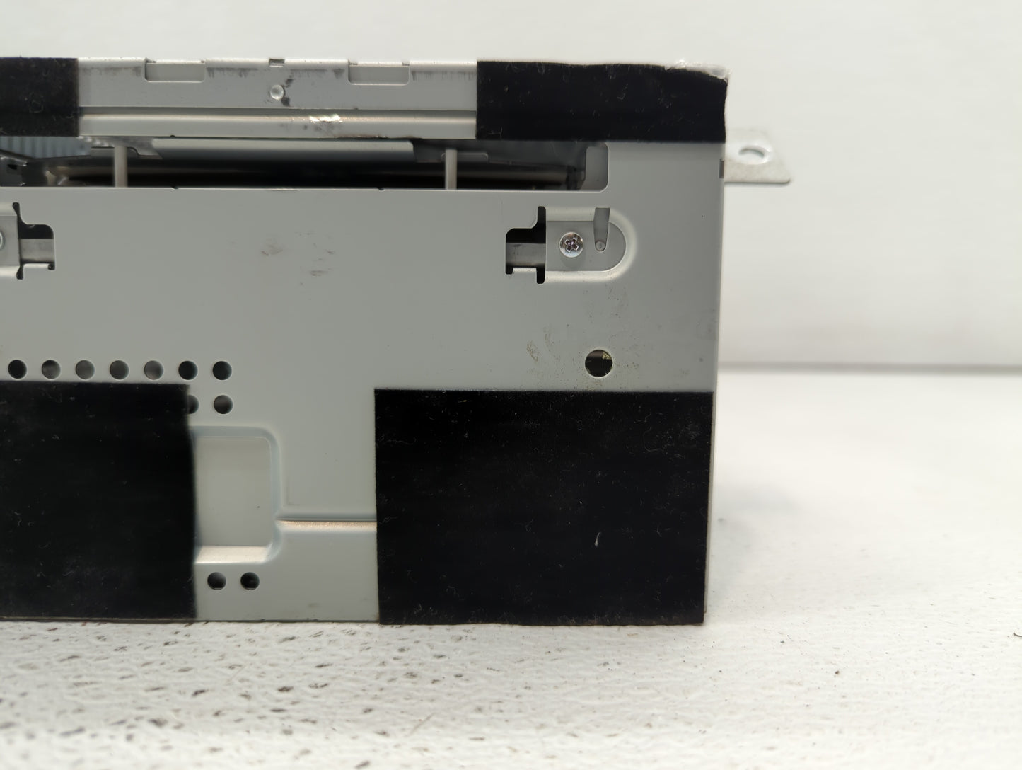 2010-2011 Ford Focus Radio AM FM Cd Player Receiver Replacement P/N:AS4T-18D822-AA 9S4T-19C869-BJ Fits Fits 2010 2011 OEM Us