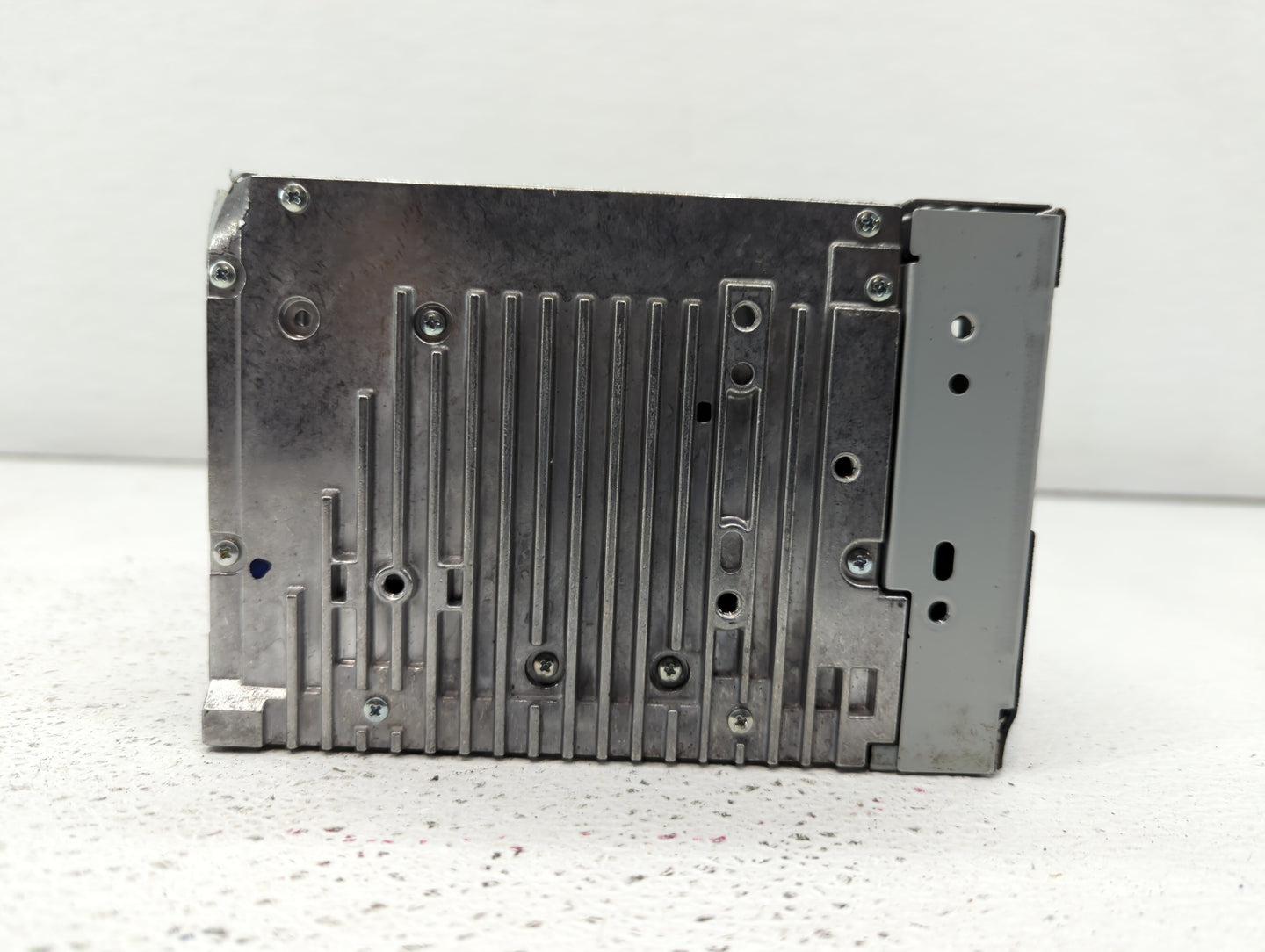 2010-2011 Ford Focus Radio AM FM Cd Player Receiver Replacement P/N:AS4T-18D822-AA 9S4T-19C869-BJ Fits Fits 2010 2011 OEM Us