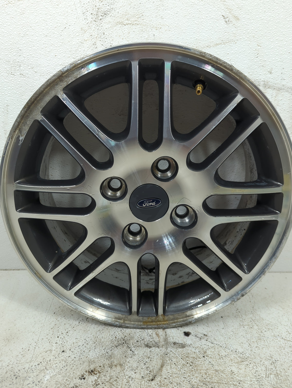 2010 Ford Focus Oem Wheel Rim 5039756 - Oemusedautoparts1.com