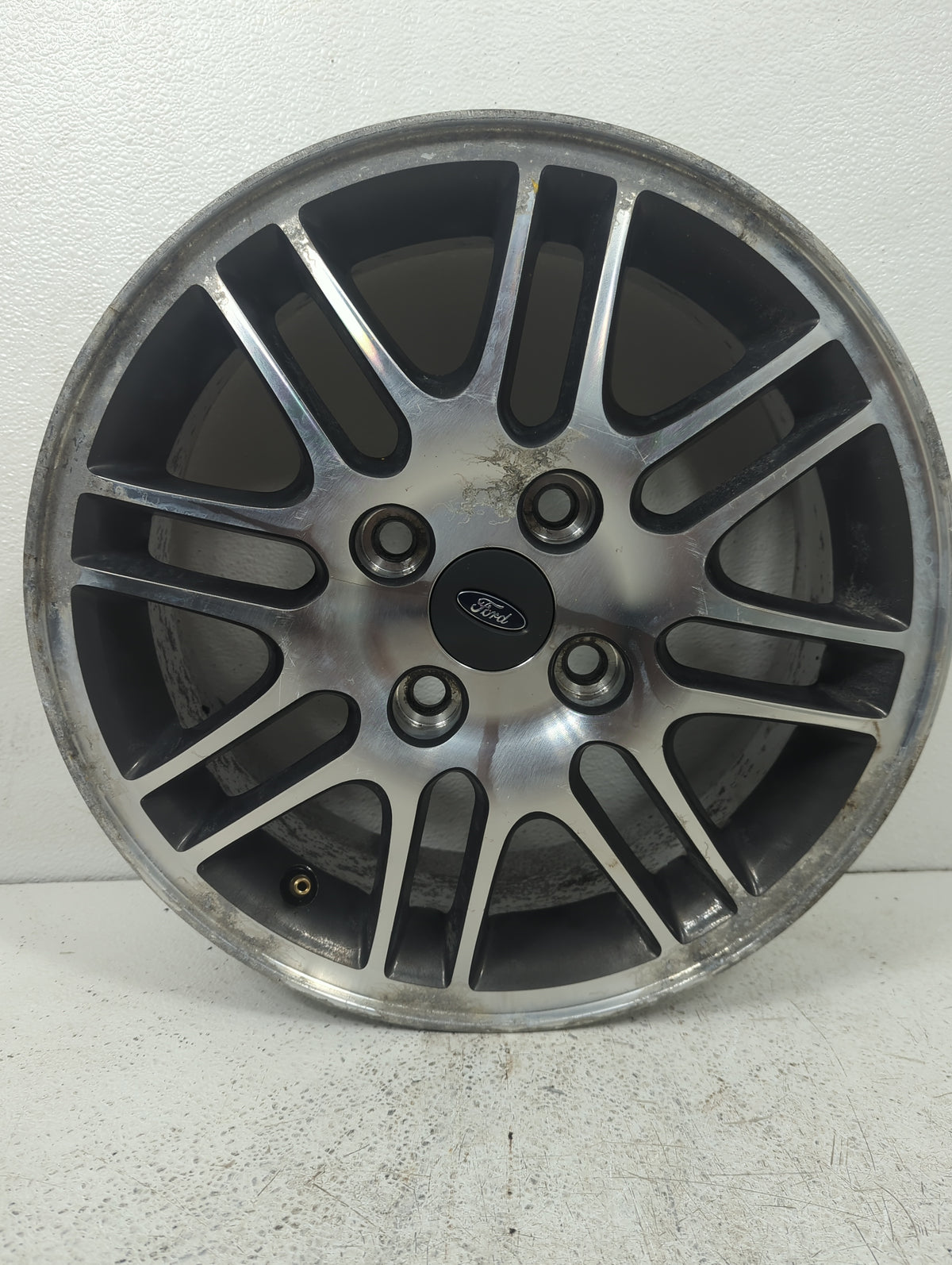 2010 Ford Focus Oem Wheel Rim 5039757 - Oemusedautoparts1.com