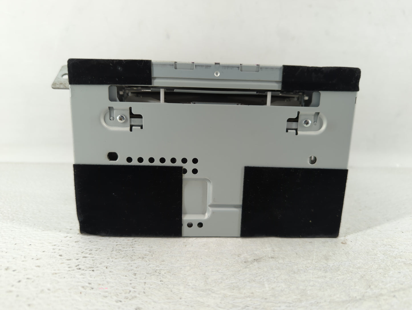2009-2011 Ford Focus Radio AM FM Cd Player Receiver Replacement P/N:9S4T-19C157-AE Fits Fits 2009 2010 2011 OEM Used Auto Pa