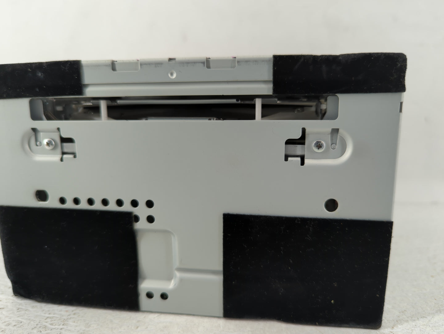 2009-2011 Ford Focus Radio AM FM Cd Player Receiver Replacement P/N:9S4T-19C157-AE Fits Fits 2009 2010 2011 OEM Used Auto Pa
