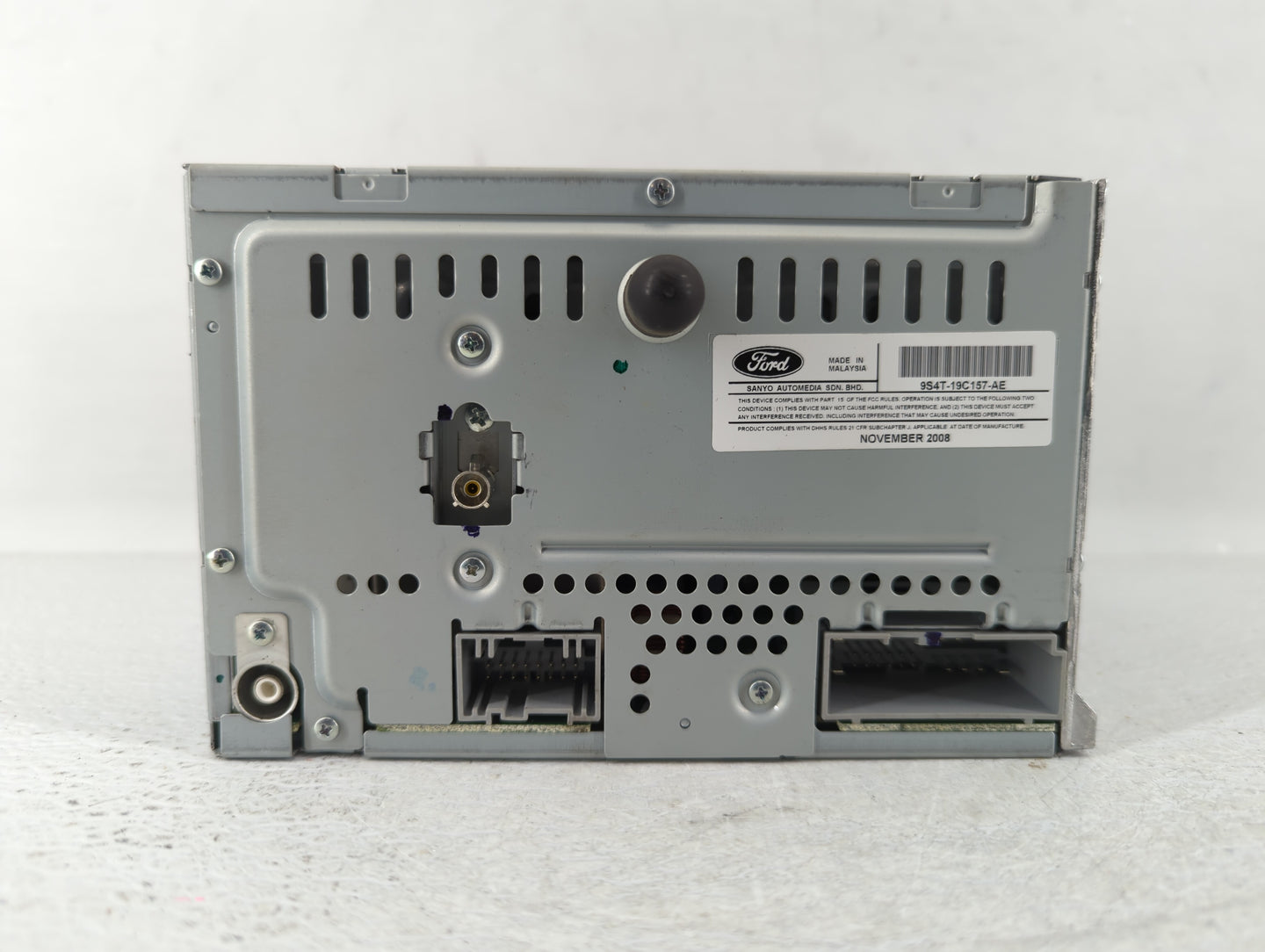 2009-2011 Ford Focus Radio AM FM Cd Player Receiver Replacement P/N:9S4T-19C157-AE Fits Fits 2009 2010 2011 OEM Used Auto Pa