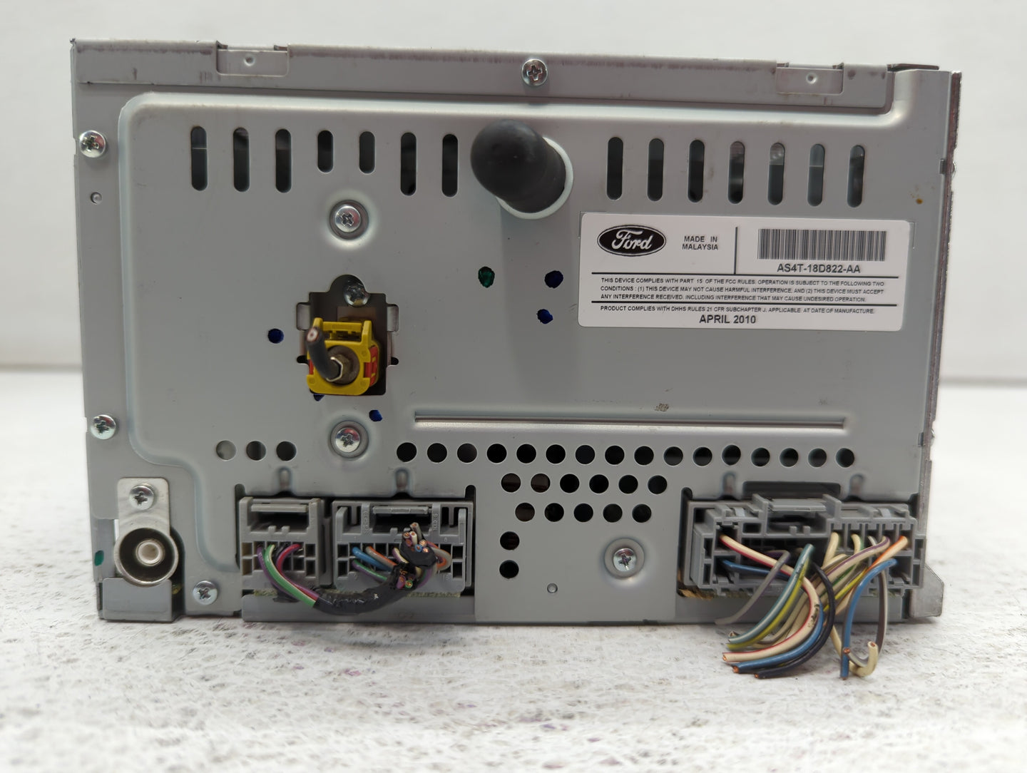 2010-2011 Ford Focus Radio AM FM Cd Player Receiver Replacement P/N:AS4T-18D822-AA Fits Fits 2010 2011 OEM Used Auto Parts -