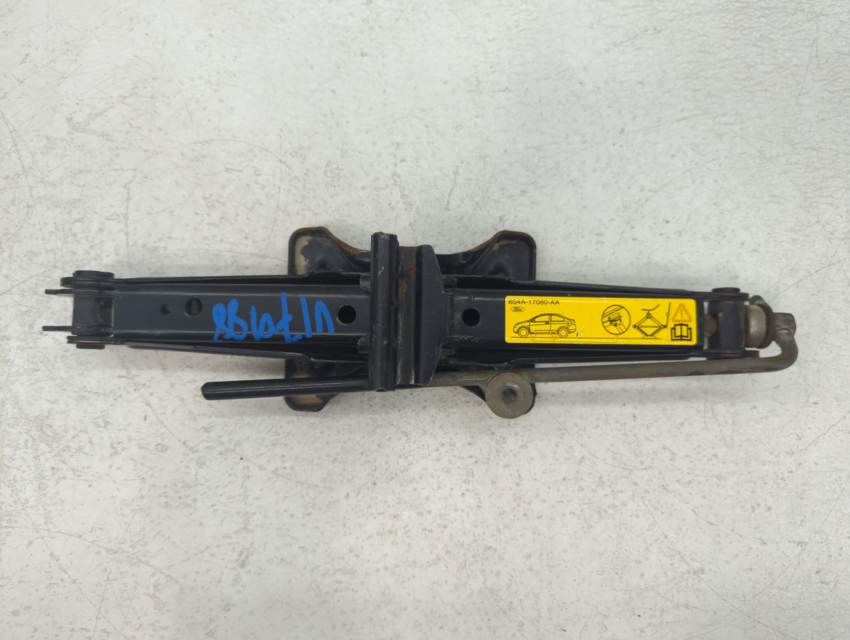 2010 Ford Focus Spare Scissor Car Jack 626359 - Oemusedautoparts1.com