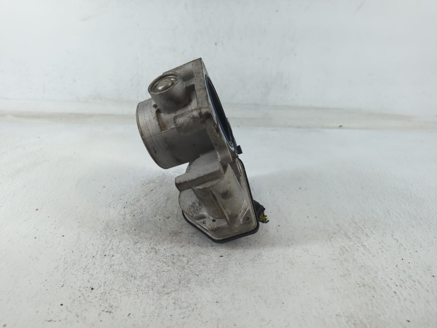 2008-2011 Ford Focus Throttle Body P/N:BS4E-BA Fits Fits 2008 2009 2010 2011 2012 2013 OEM Used Auto Parts - Oemusedautopart