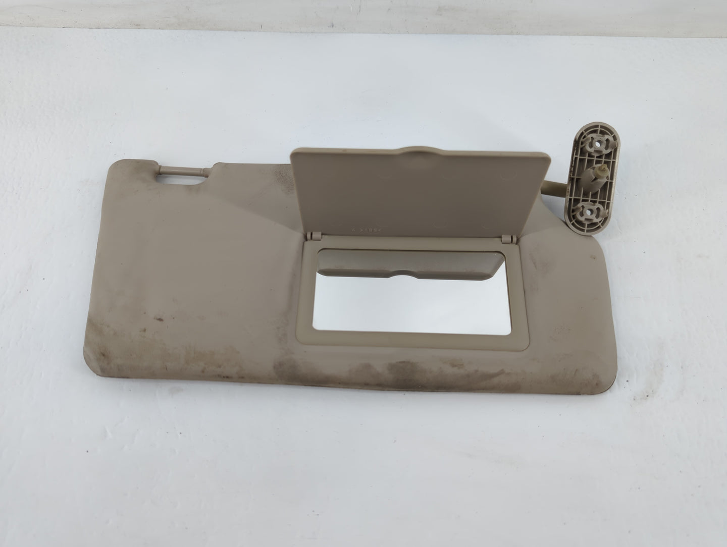 2008-2011 Ford Focus Sun Visor Shade Replacement Passenger Right Mirror Fits Fits 2008 2009 2010 2011 OEM Used Auto Parts - 