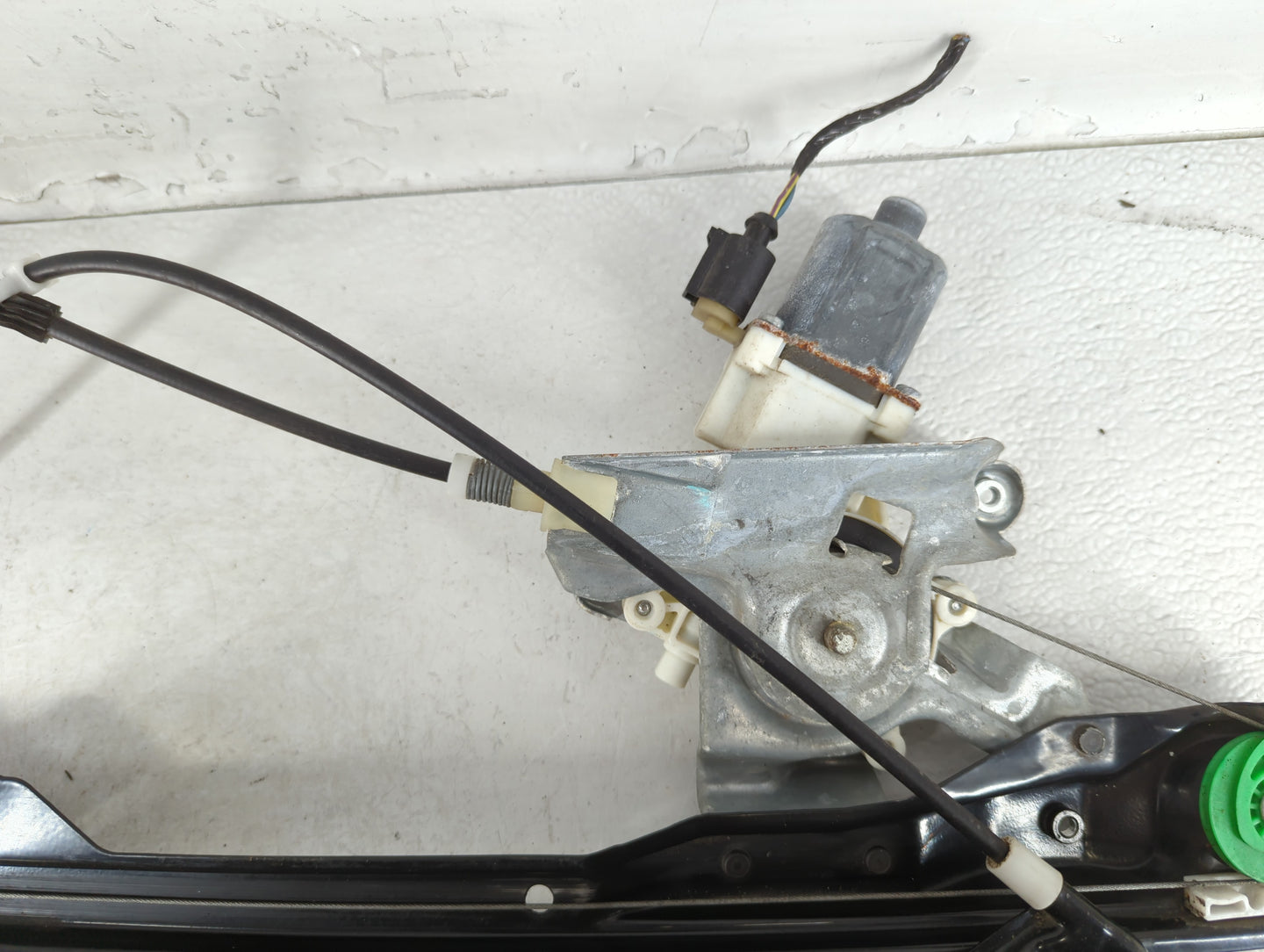 2008-2011 Ford Focus Driver Left Front Window Regulator - Oemusedautoparts1.com