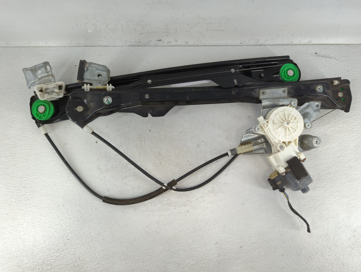 2008-2011 Ford Focus Driver Left Front Window Regulator - Oemusedautoparts1.com