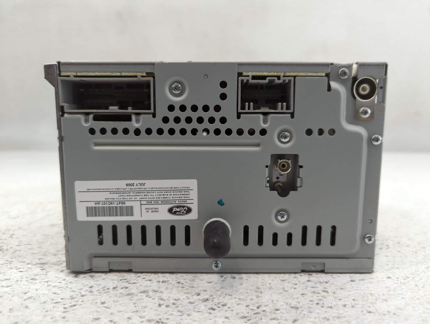 2010-2011 Ford Focus Am Fm Cd Player Radio Receiver - Oemusedautoparts1.com