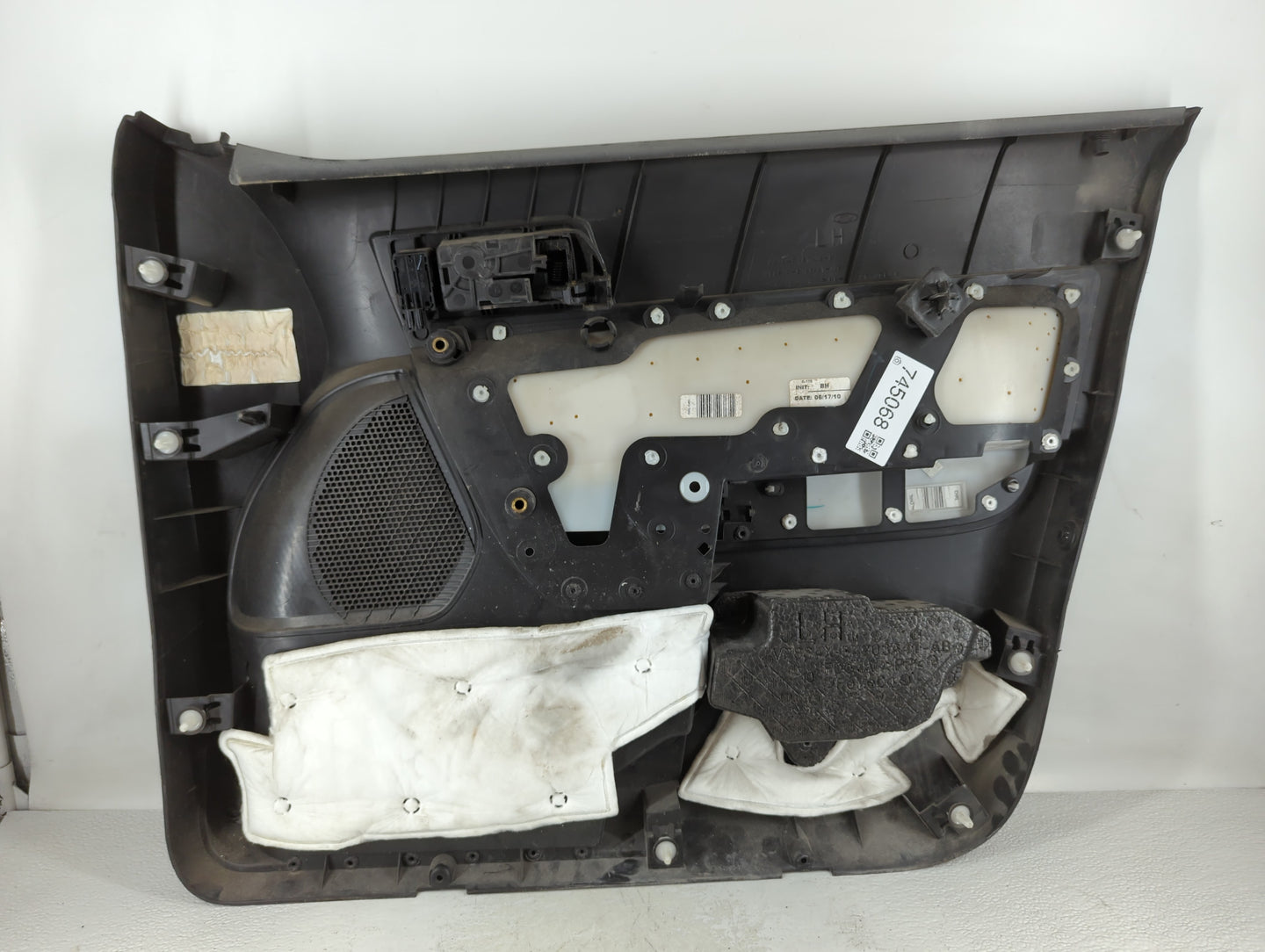 2010 Ford Focus Front Left Driver Interior Door Panel Trim - Oemusedautoparts1.com
