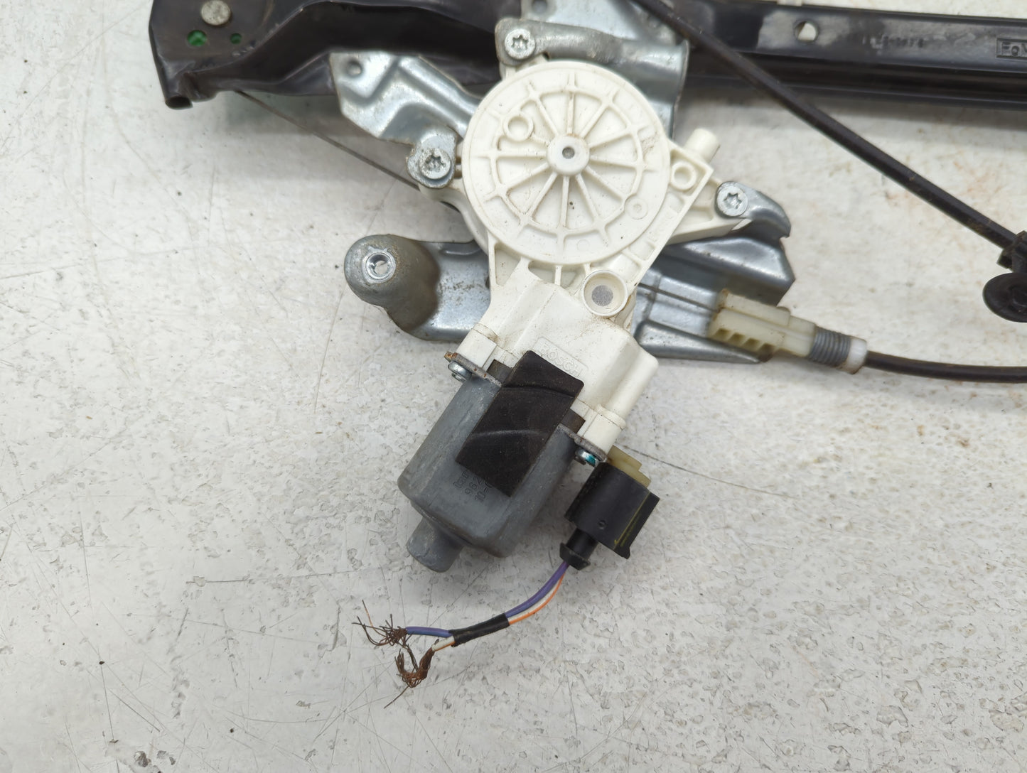 2008-2011 Ford Focus Passenger Front Right Power Window Motor - Oemusedautoparts1.com
