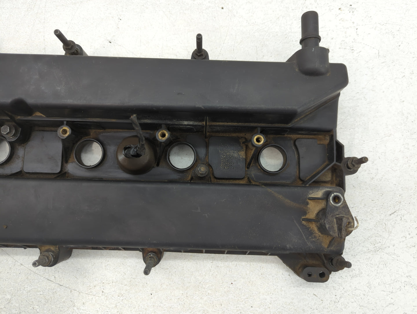 2010 Ford Focus Driver Left Cylinder Head Valve Cover P/N:PA 66-GF 25-M15 Fits OEM Used Auto Parts - Oemusedautoparts1.com