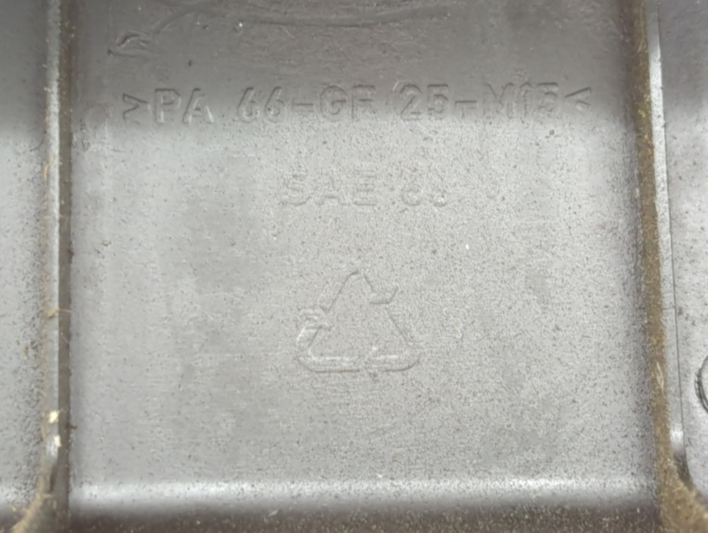 2010 Ford Focus Driver Left Cylinder Head Valve Cover P/N:PA 66-GF 25-M15 Fits OEM Used Auto Parts - Oemusedautoparts1.com