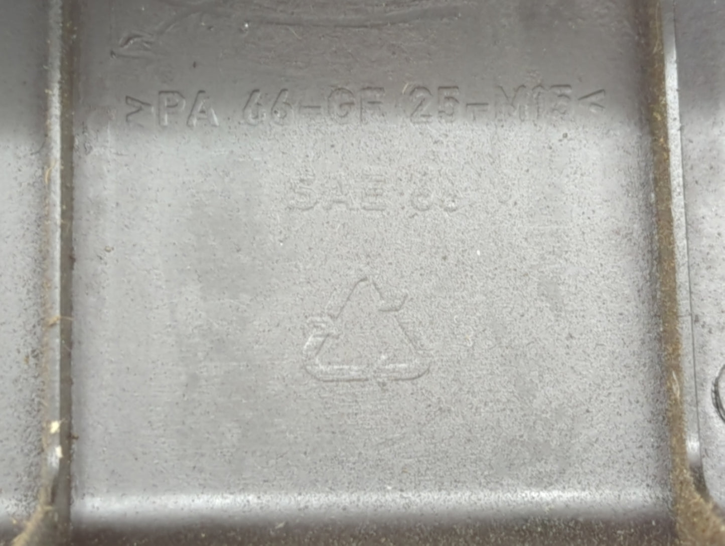 2010 Ford Focus Driver Left Cylinder Head Valve Cover P/N:PA 66-GF 25-M15 Fits OEM Used Auto Parts - Oemusedautoparts1.com