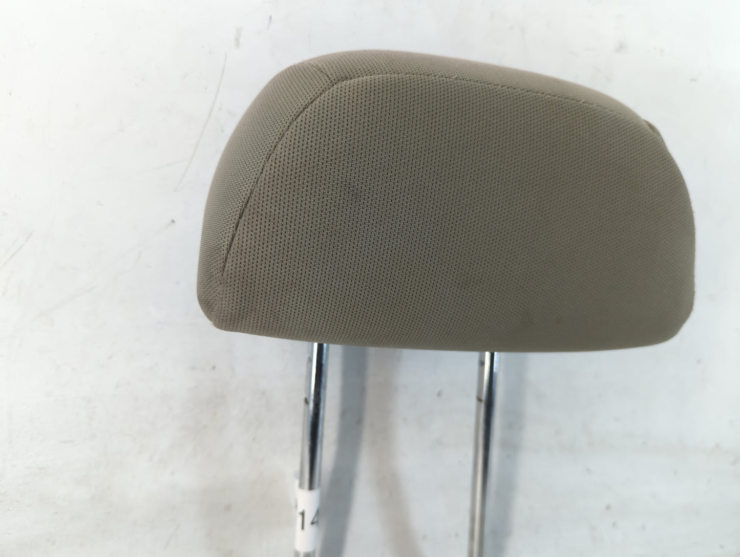 2008-2010 Ford Focus Headrest Head Rest Front Driver Passenger Seat Fits Fits 2008 2009 2010 OEM Used Auto Parts - Oemusedau