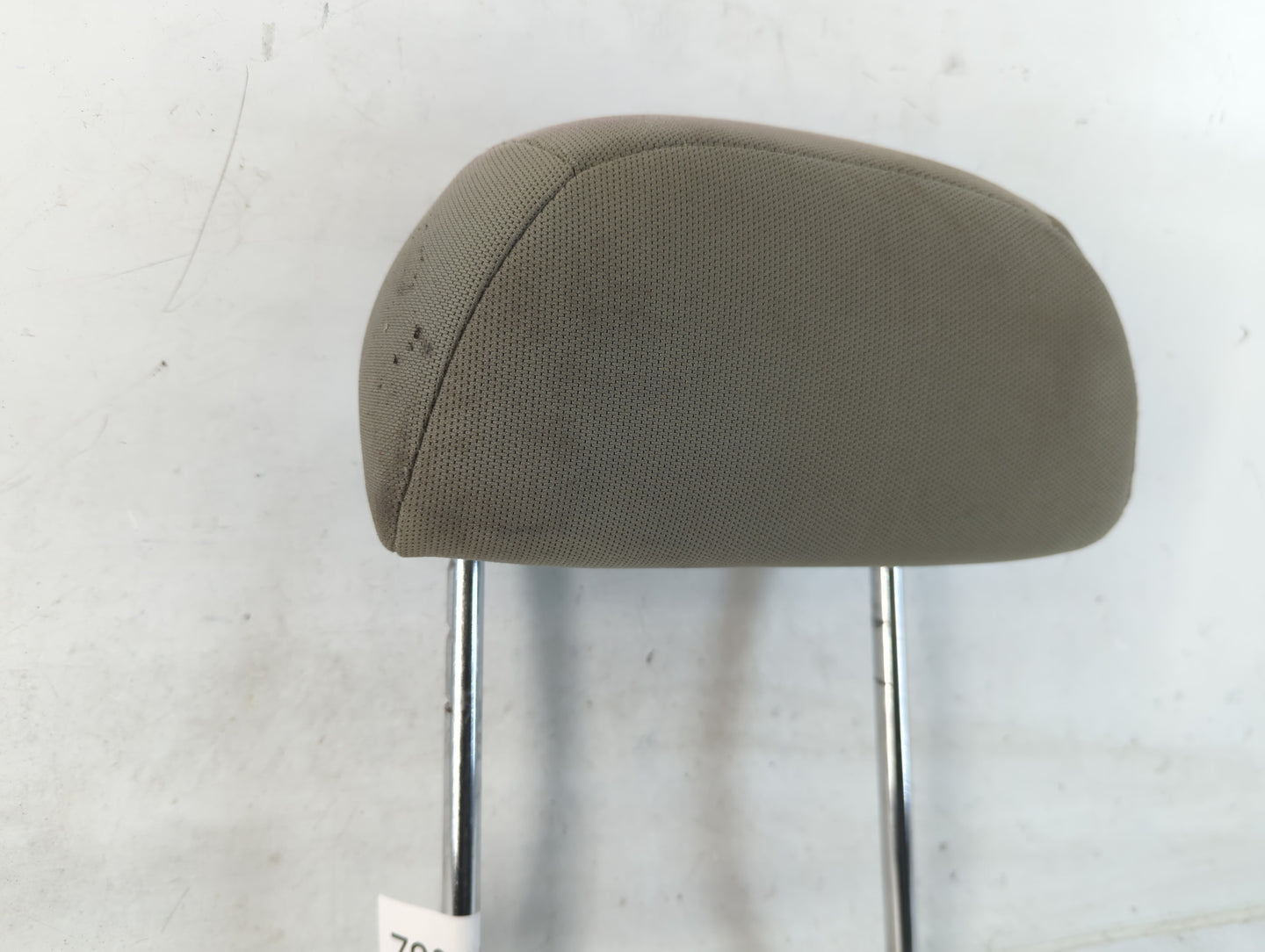 2008-2010 Ford Focus Headrest Head Rest Front Driver Passenger Seat Fits Fits 2008 2009 2010 OEM Used Auto Parts - Oemusedau