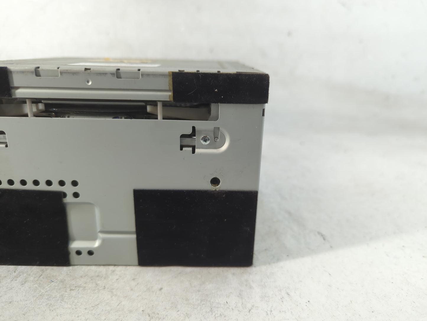 2010-2011 Ford Focus Radio AM FM Cd Player Receiver Replacement P/N:9S4T-19C157-AH Fits Fits 2010 2011 OEM Used Auto Parts -