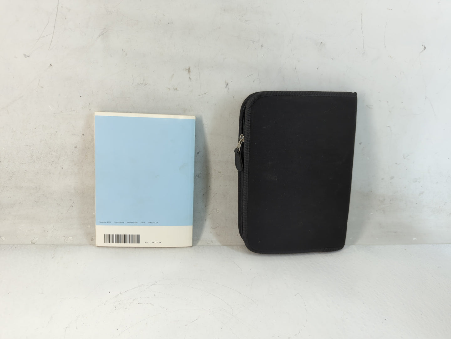 2010 Ford Focus Owners Manual Book Guide P/N:AS4J 19A321 AA OEM Used Auto Parts - Oemusedautoparts1.com