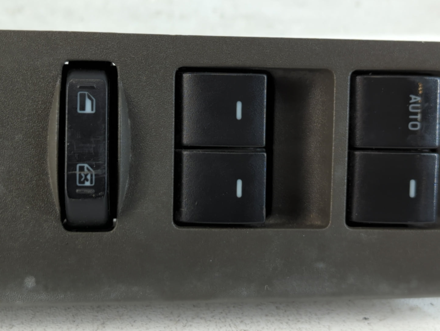 2008-2011 Ford Focus Master Power Window Switch Replacement Driver Side Left P/N:8L8T-14540-ACW Fits OEM Used Auto Parts - O