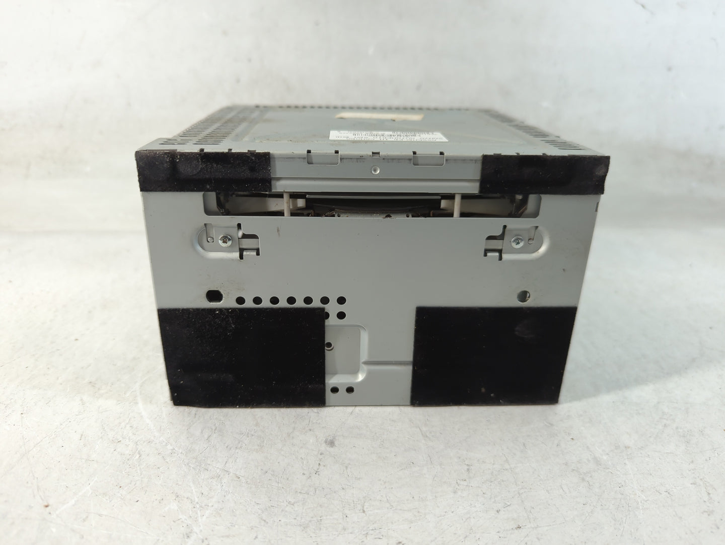 2009-2011 Ford Focus Radio AM FM Cd Player Receiver Replacement P/N:9S4T-19C107-AF Fits Fits 2009 2010 2011 OEM Used Auto Pa