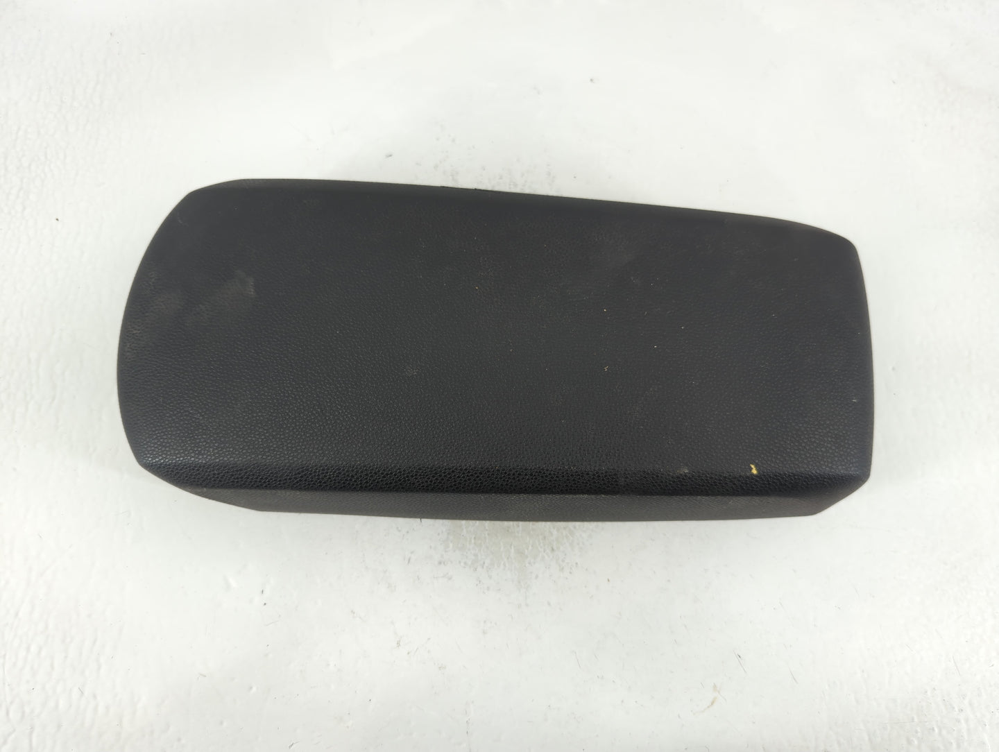 2010 Ford Focus Center Console Armrest Cover Lid P/N:KF3043A201 265 09 Fits OEM Used Auto Parts - Oemusedautoparts1.com