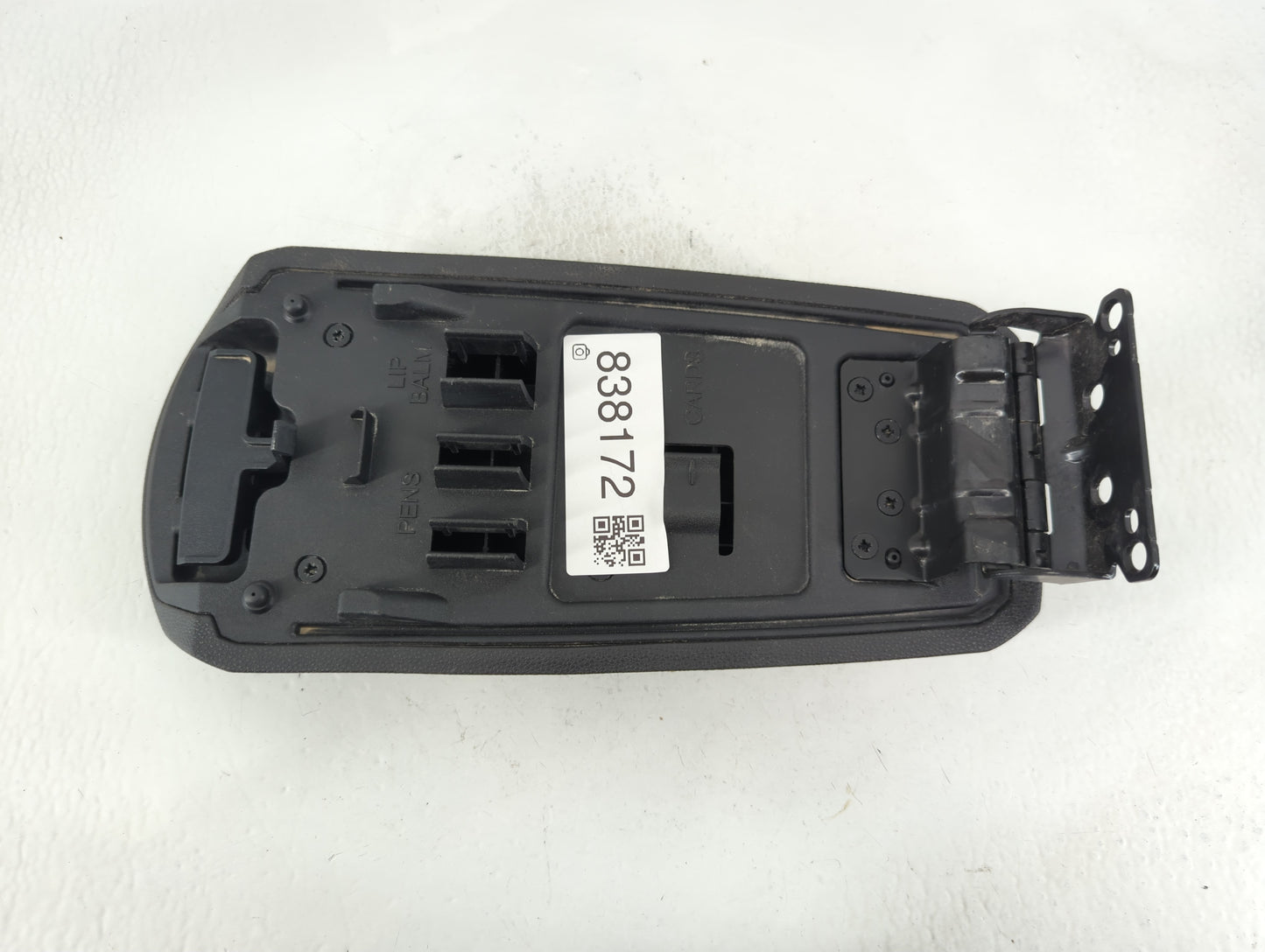 2010 Ford Focus Center Console Armrest Cover Lid P/N:KF3043A201 265 09 Fits OEM Used Auto Parts - Oemusedautoparts1.com