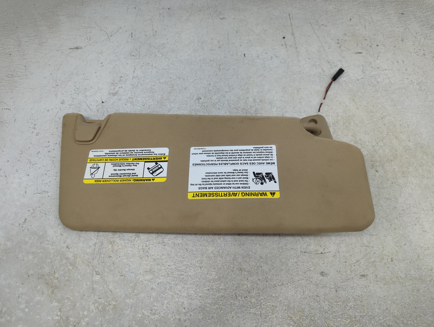 2010 Ford Ford F150 Pickup Sun Visor Shade Replacement Driver Left Mirror Fits Fits 2009 OEM Used Auto Parts - Oemusedautopa