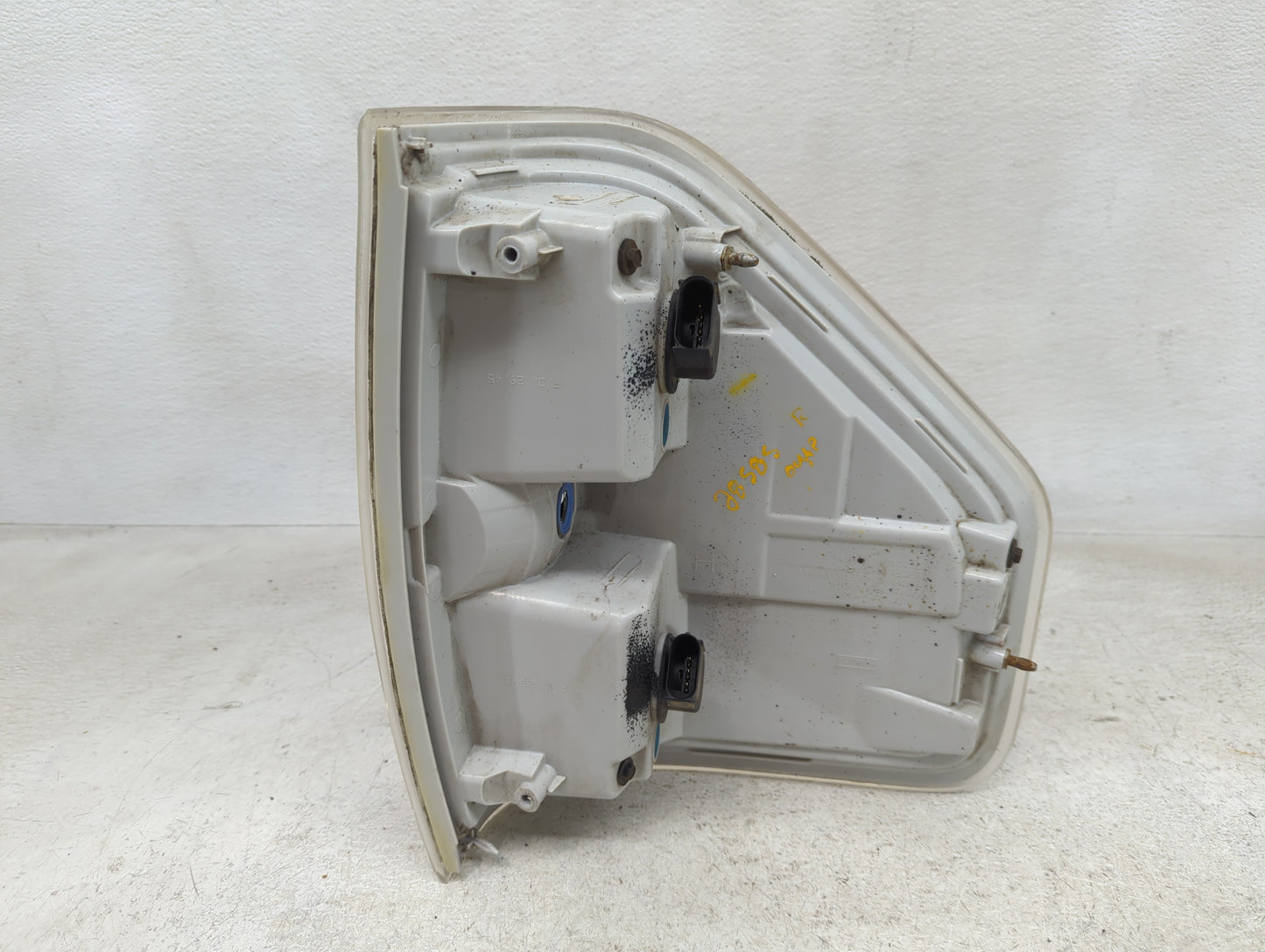 2010 Ford Ford F150 Pickup Tail Light Assembly Passenger Right OEM Fits Fits 2009 2011 2012 2013 2014 OEM Used Auto Parts - 