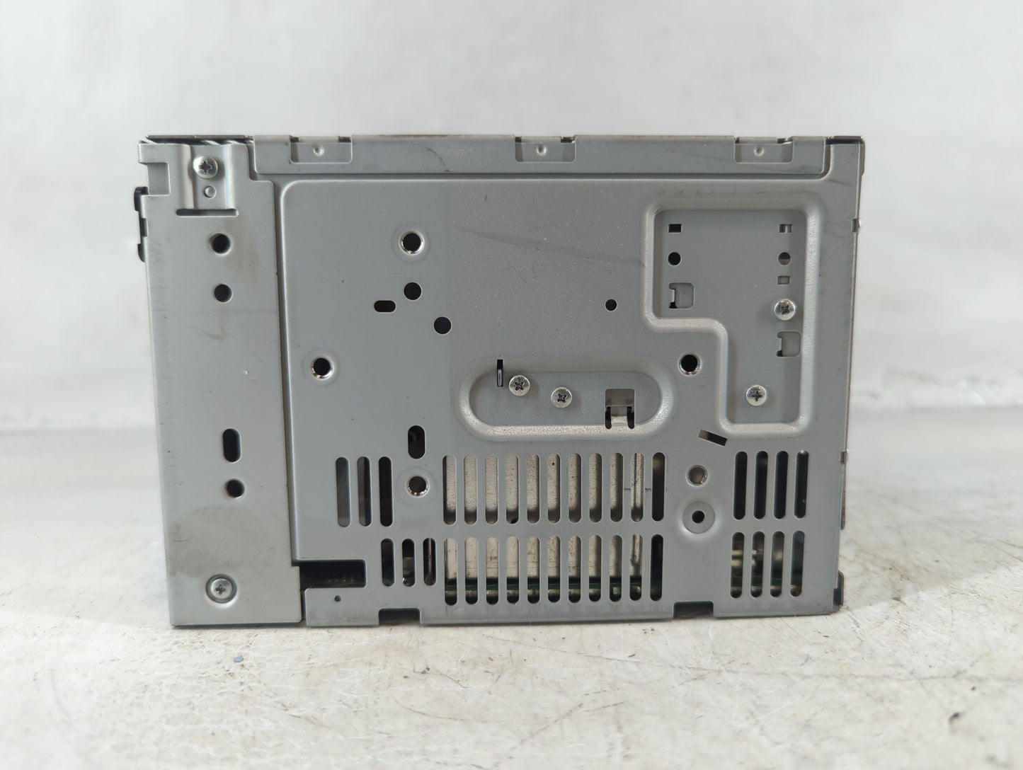 2010 Ford Fusion Radio AM FM Cd Player Receiver Replacement P/N:9E5T-19C158-AC Fits OEM Used Auto Parts - Oemusedautoparts1.