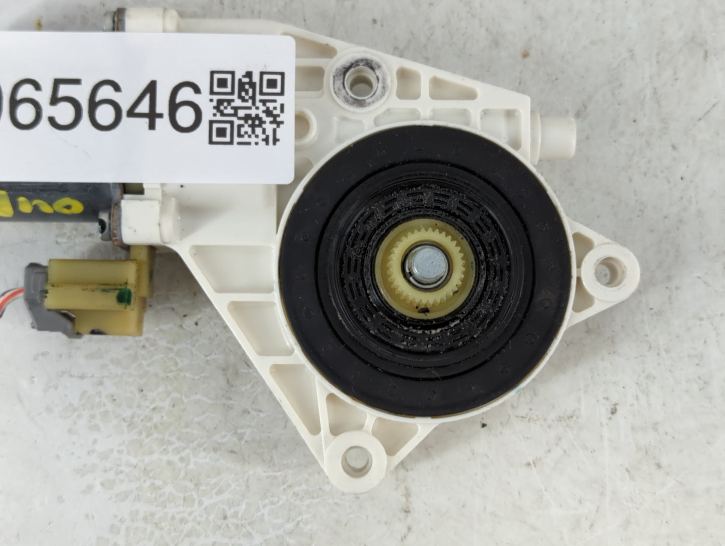 2010-2012 Ford Fusion Driver Front Left Power Window Motor - Oemusedautoparts1.com