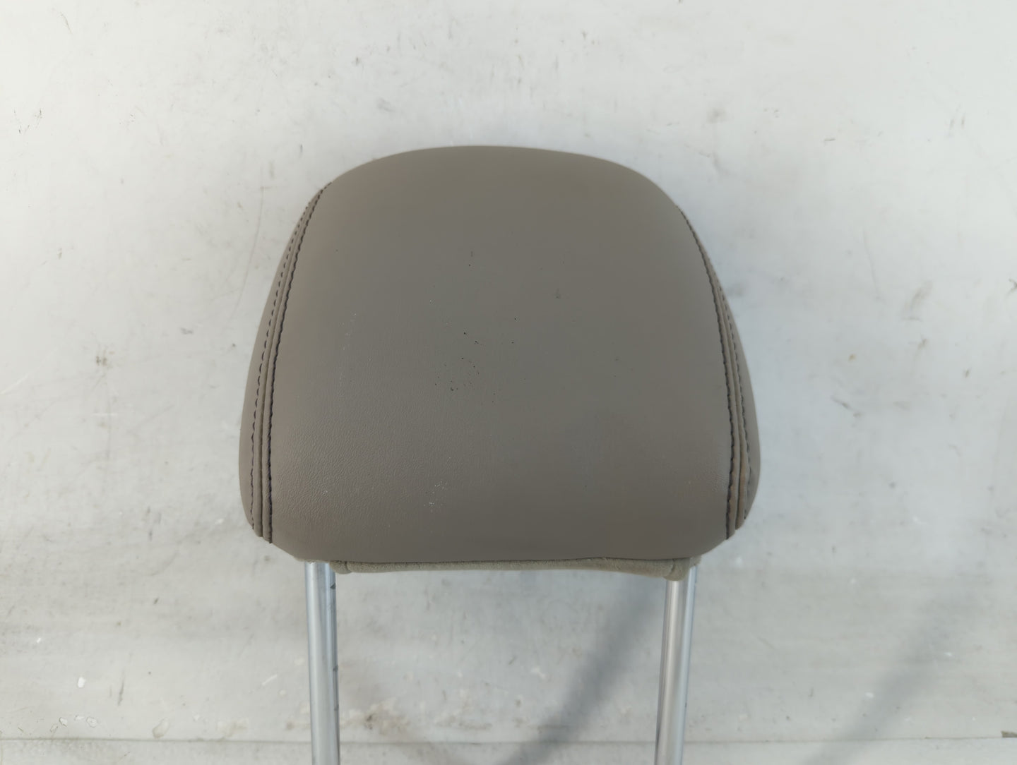 2010 Ford Fusion Headrest Head Rest Front Driver Passenger Seat Fits OEM Used Auto Parts - Oemusedautoparts1.com